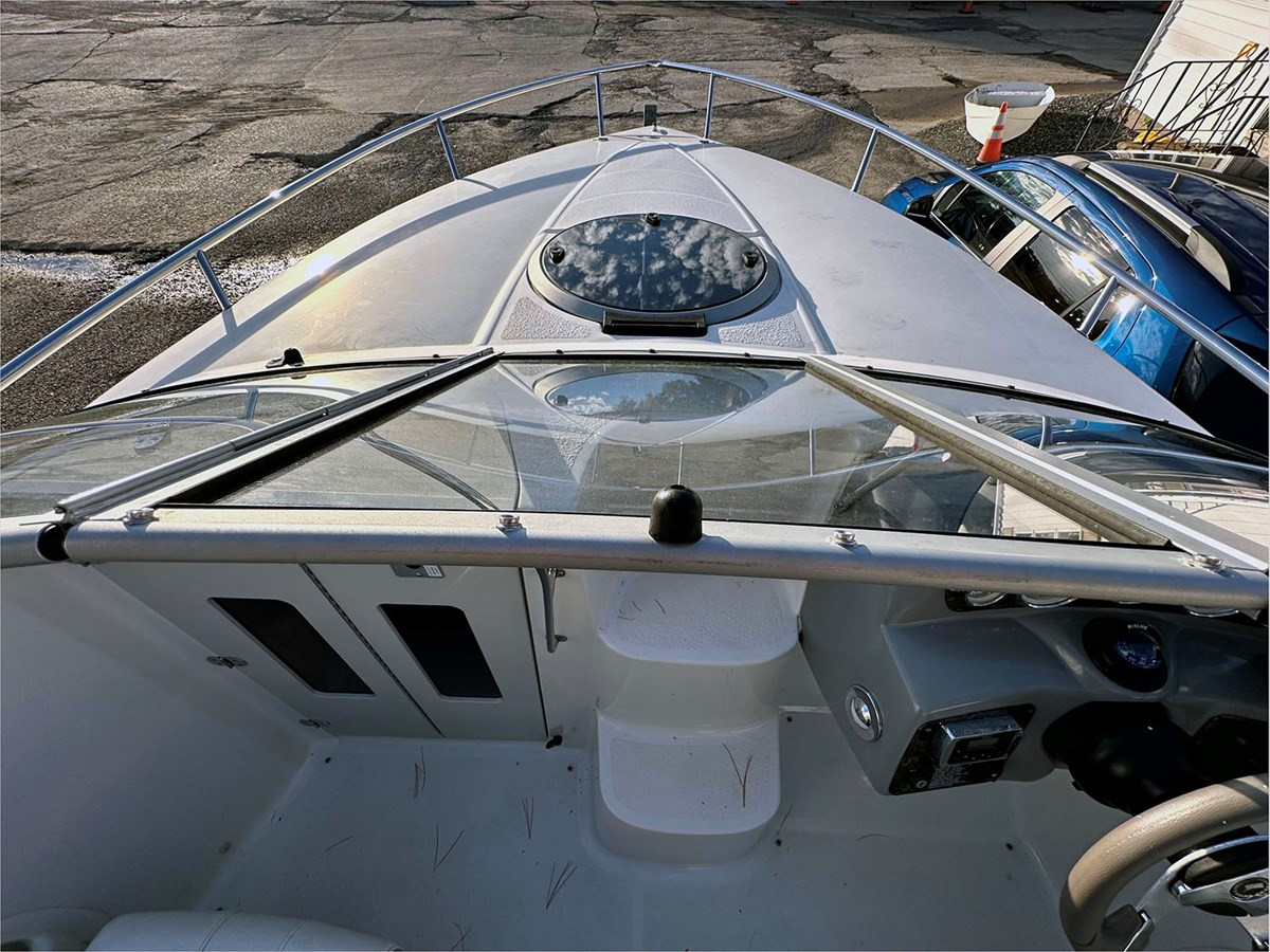 https://arconyachts.ams3.digitaloceanspaces.com/192059/conversions/large_4278337-optimize.jpg