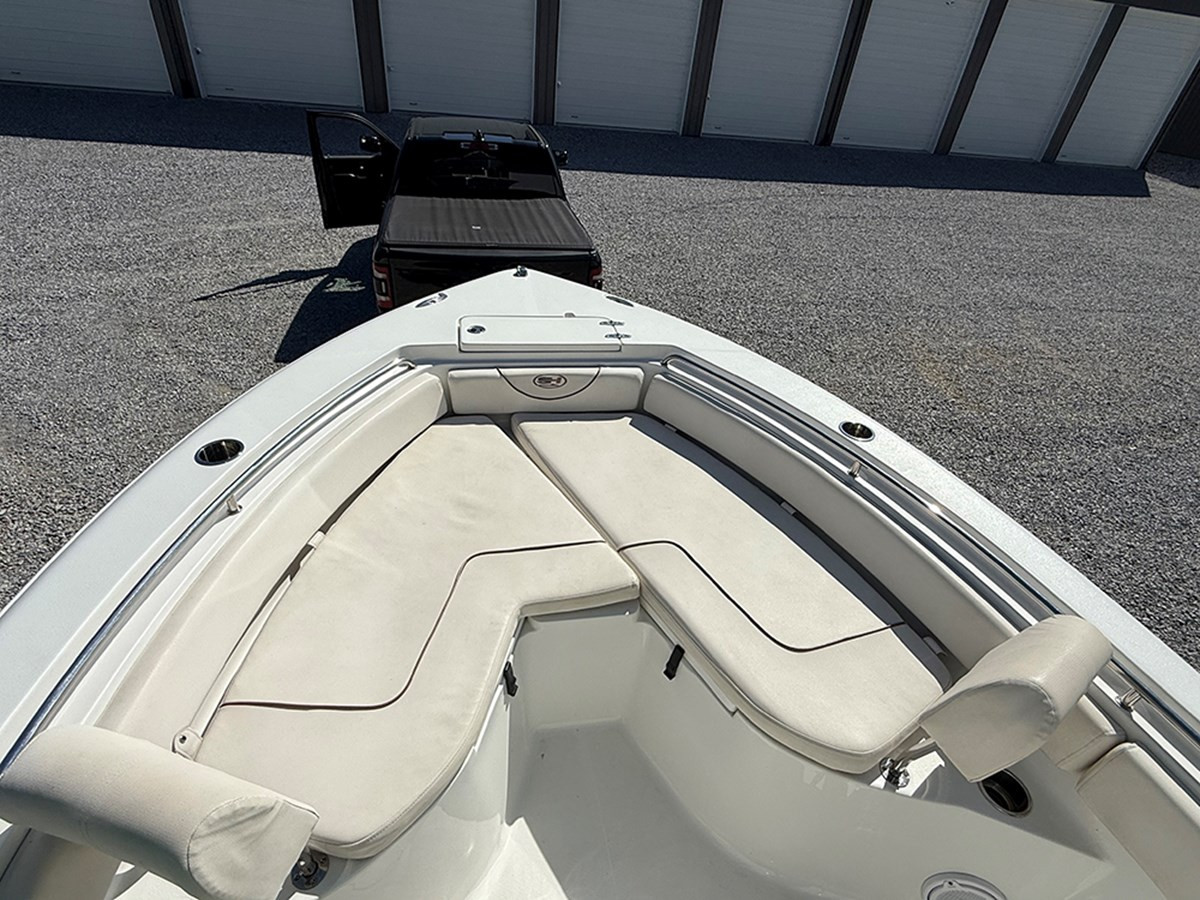 https://arconyachts.ams3.digitaloceanspaces.com/192125/conversions/large_4796717-optimize.jpg