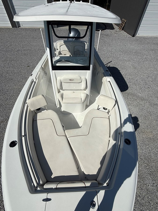 https://arconyachts.ams3.digitaloceanspaces.com/192148/conversions/large_4796729-optimize.jpg