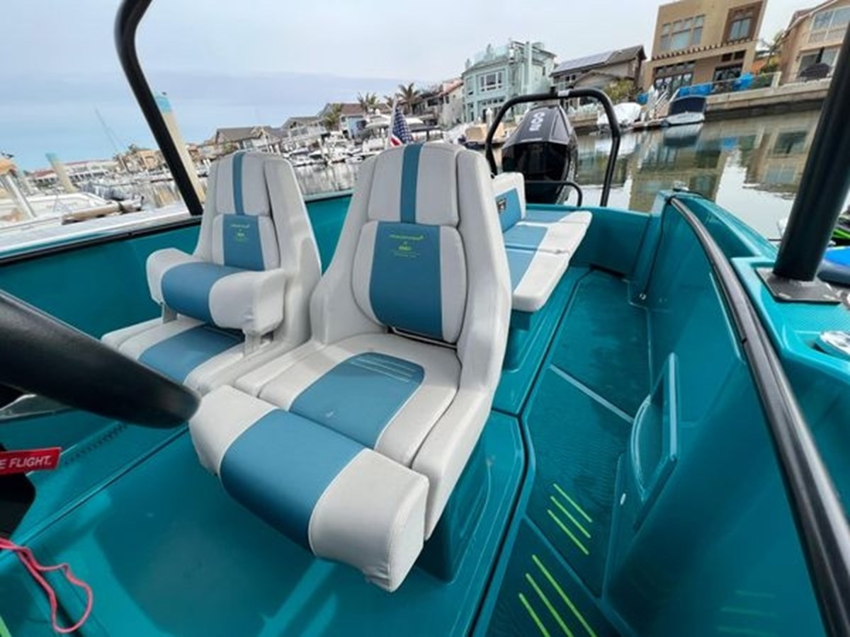 https://arconyachts.ams3.digitaloceanspaces.com/192336/conversions/large_4605003-optimize.jpg