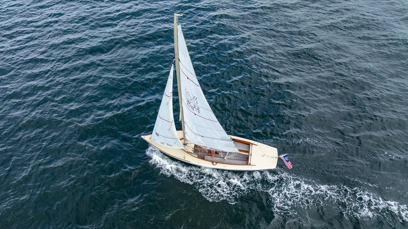 https://arconyachts.ams3.digitaloceanspaces.com/192358/conversions/large_4845526-optimize.jpg