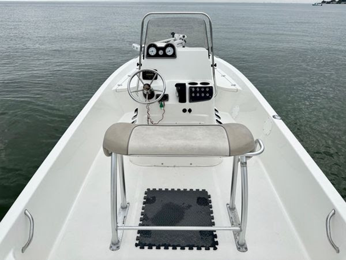 https://arconyachts.ams3.digitaloceanspaces.com/192476/conversions/large_3983624-optimize.jpg