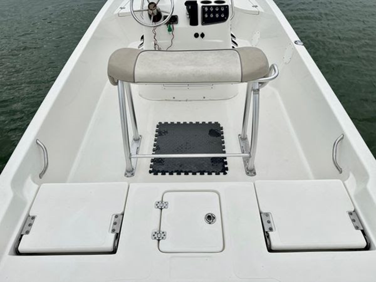 https://arconyachts.ams3.digitaloceanspaces.com/192478/conversions/large_3983625-optimize.jpg