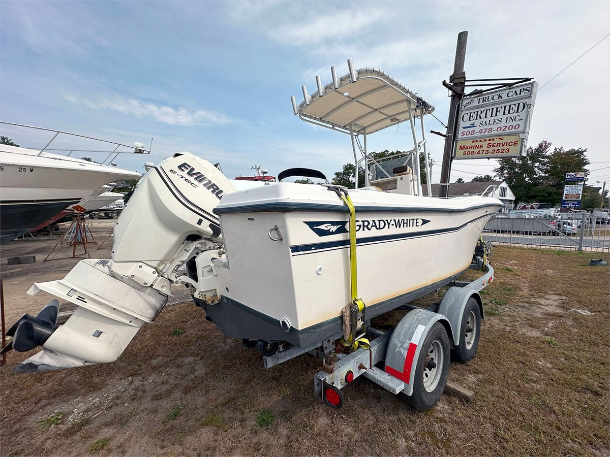 1994 GRADY WHITE ESCAPE