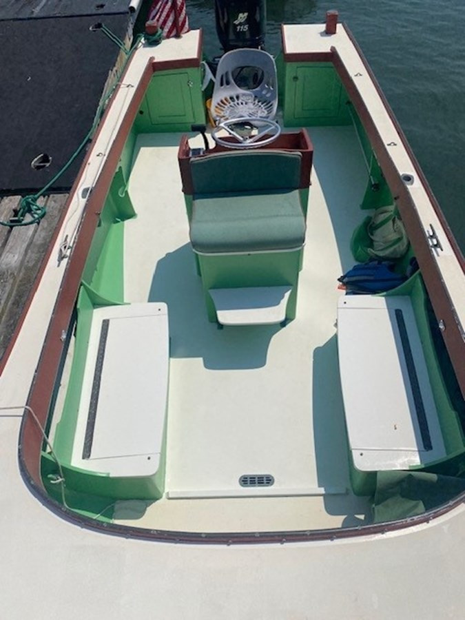 https://arconyachts.ams3.digitaloceanspaces.com/192551/conversions/large_4641359-optimize.jpg
