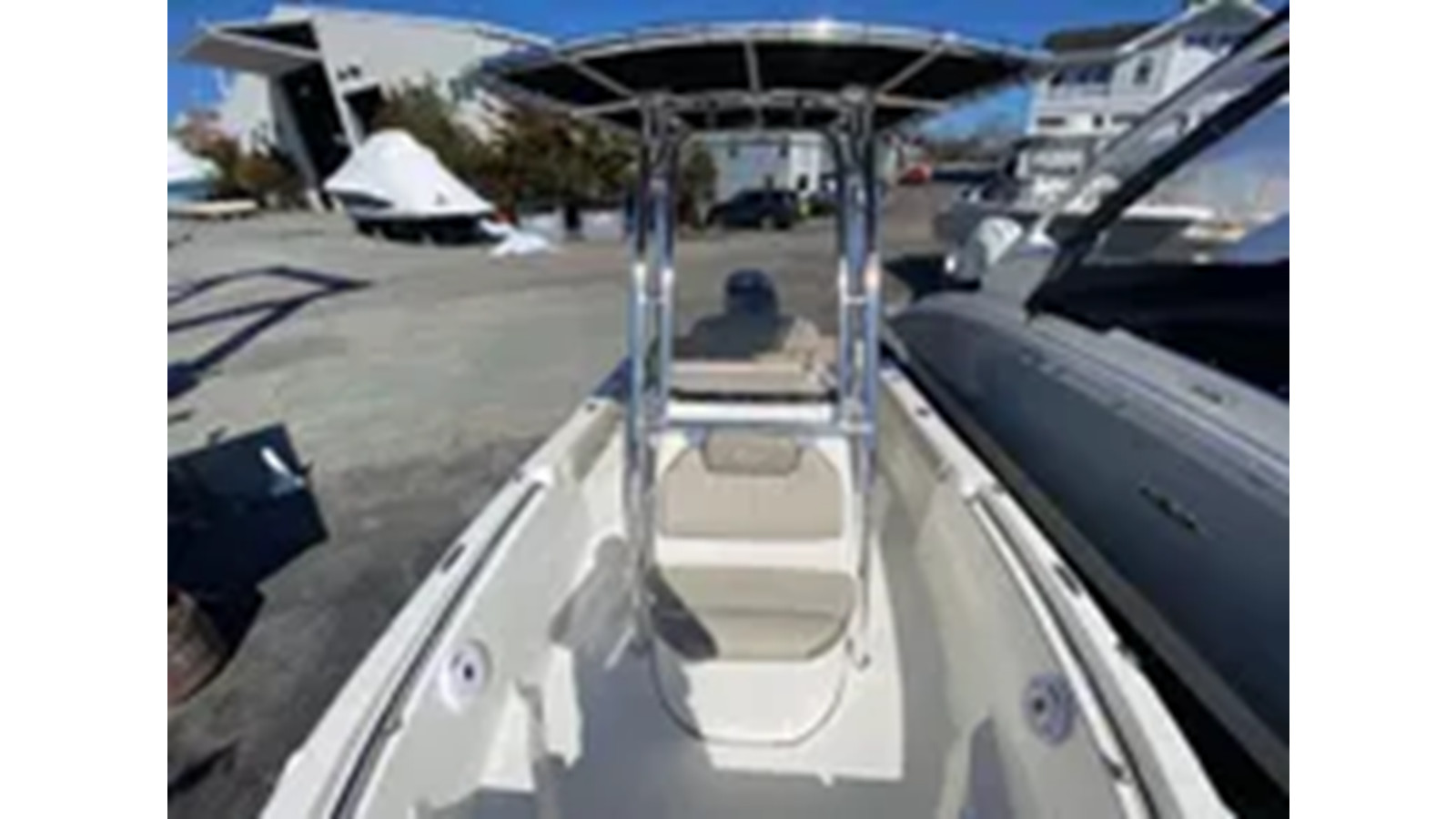 https://arconyachts.ams3.digitaloceanspaces.com/192668/conversions/large_4327680-optimize.jpg