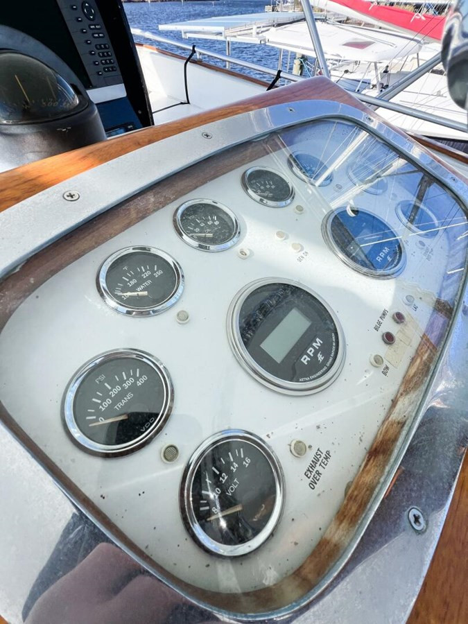 https://arconyachts.ams3.digitaloceanspaces.com/192769/conversions/large_4634709-optimize.jpg