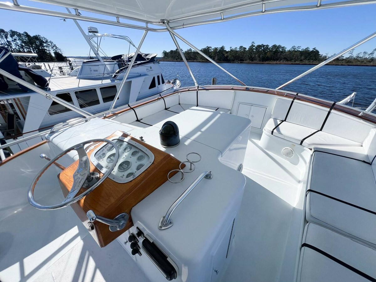 https://arconyachts.ams3.digitaloceanspaces.com/192775/conversions/large_4634712-optimize.jpg