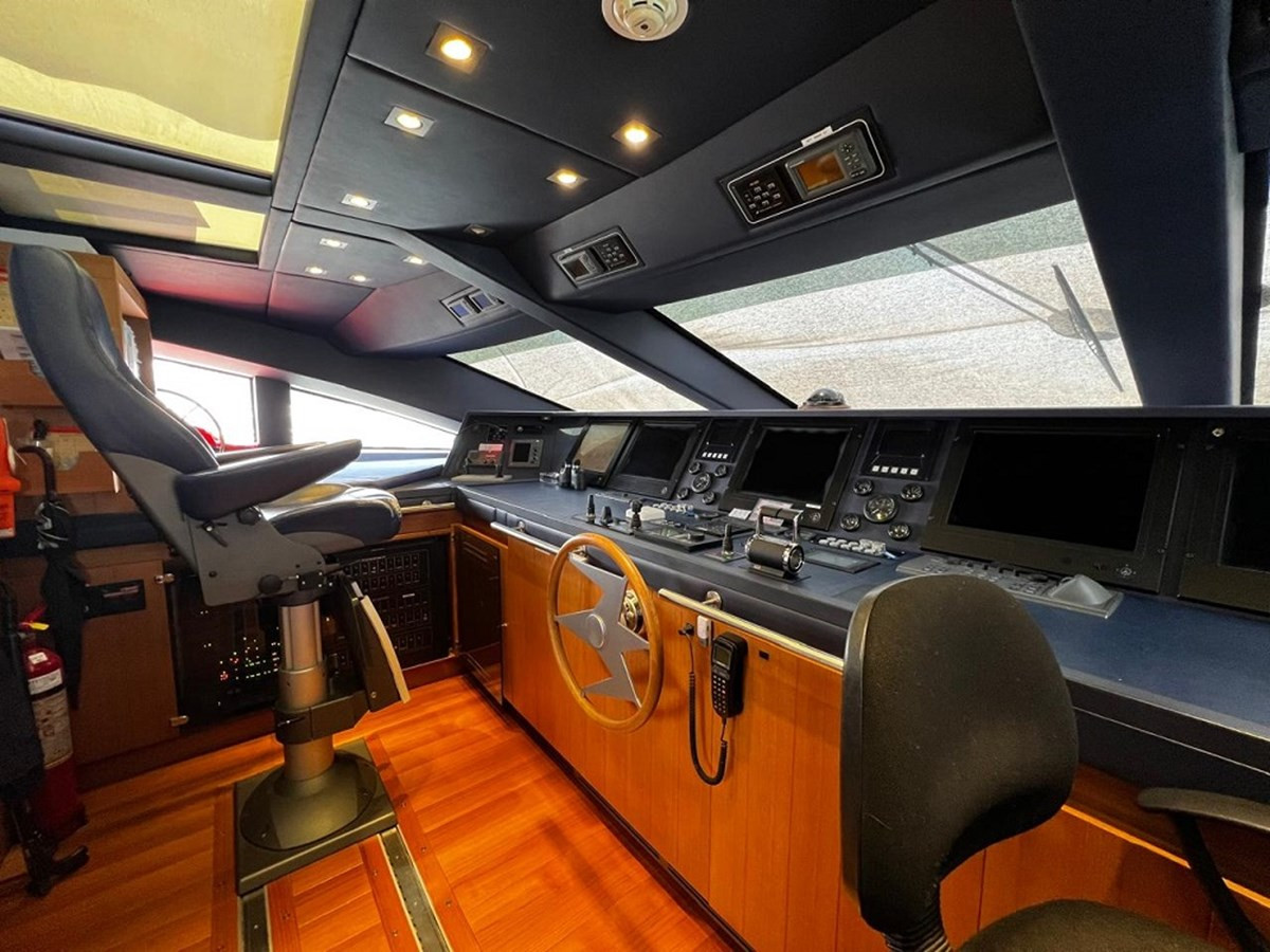 https://arconyachts.ams3.digitaloceanspaces.com/193234/conversions/large_4860666-optimize.jpg