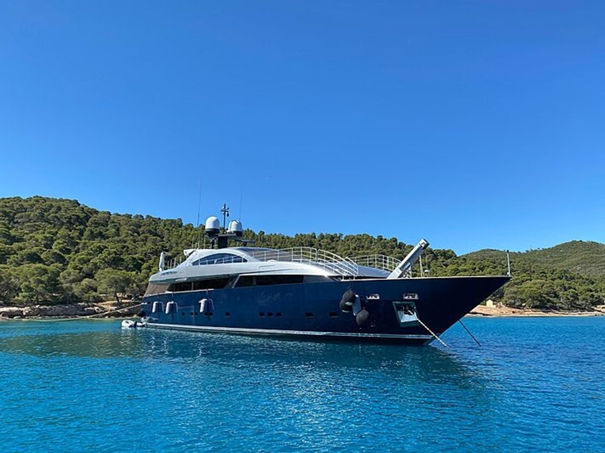 https://arconyachts.ams3.digitaloceanspaces.com/193246/conversions/large_4860684-optimize.jpg