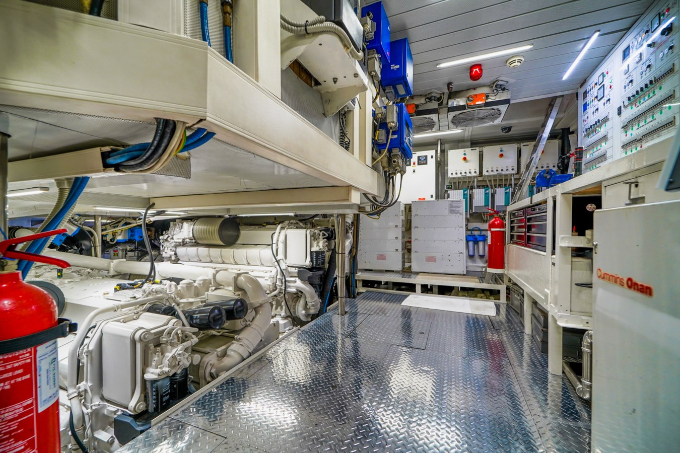 https://arconyachts.ams3.digitaloceanspaces.com/193733/conversions/large_3237012-optimize.jpg