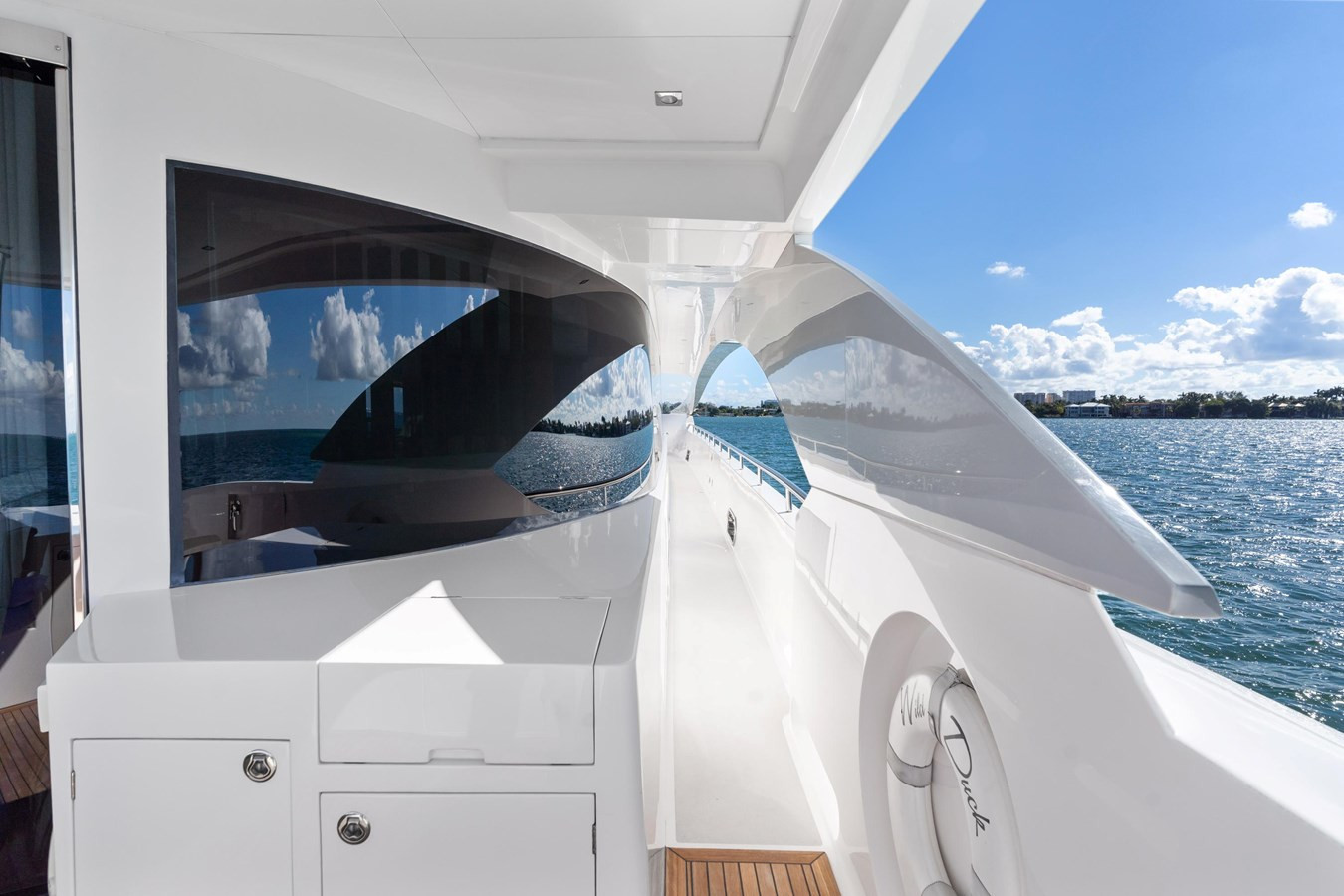 https://arconyachts.ams3.digitaloceanspaces.com/193984/conversions/large_4858277-optimize.jpg