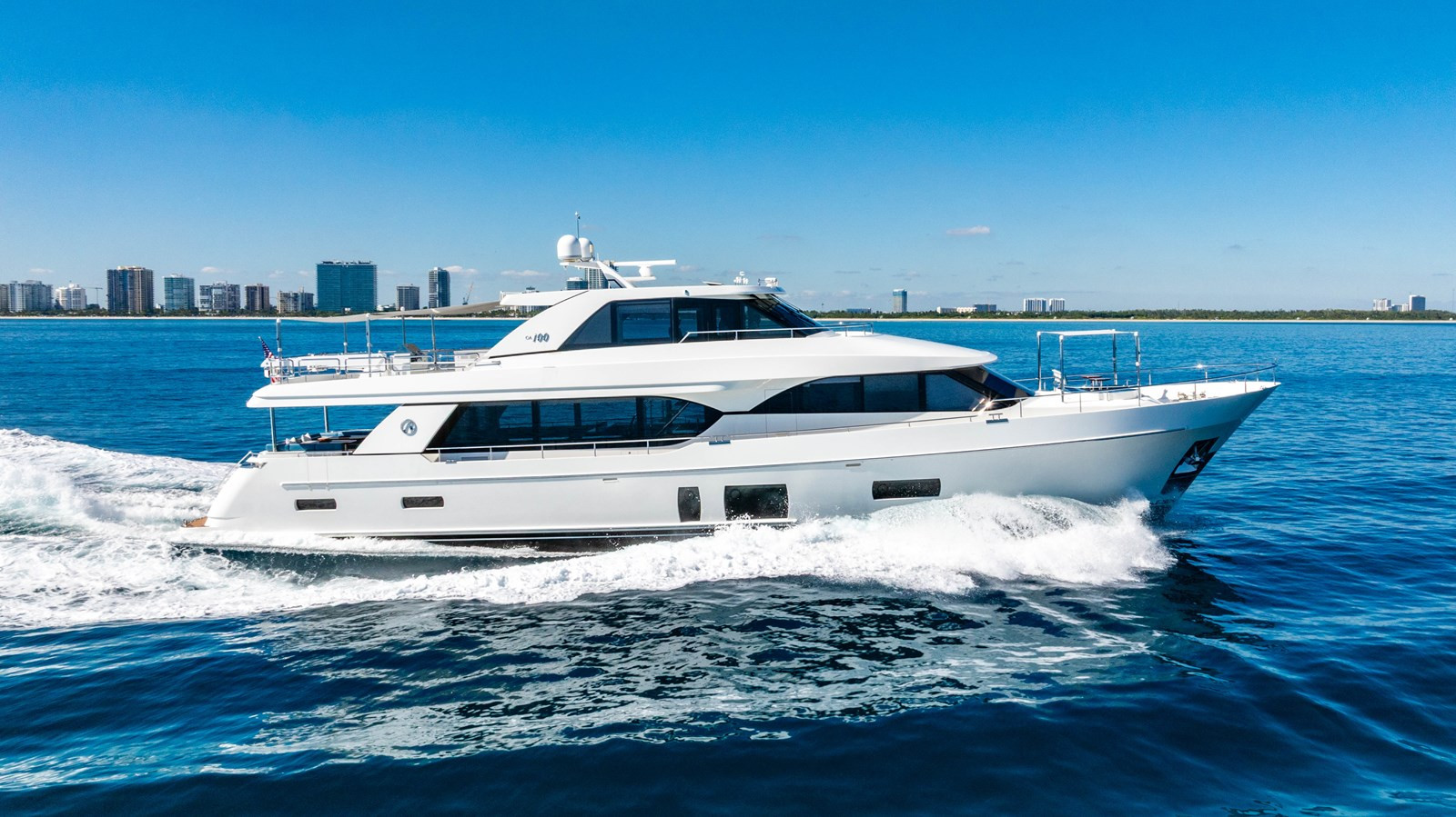 https://arconyachts.ams3.digitaloceanspaces.com/194674/conversions/large_4870939-optimize.jpg