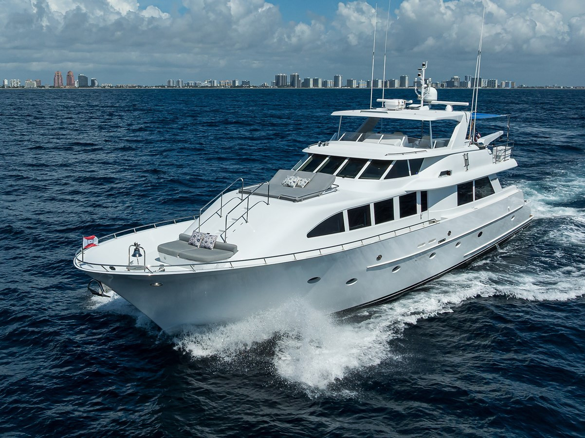 https://arconyachts.ams3.digitaloceanspaces.com/194950/conversions/large_4688584-optimize.jpg