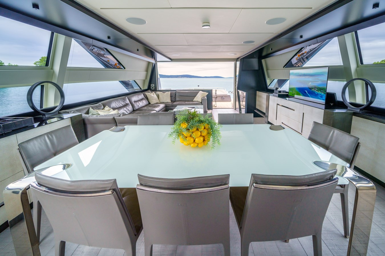 https://arconyachts.ams3.digitaloceanspaces.com/195663/conversions/large_4874817-optimize.jpg