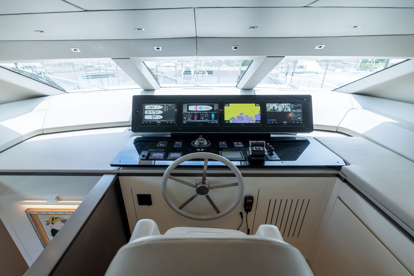 https://arconyachts.ams3.digitaloceanspaces.com/195714/conversions/large_4706961-optimize.jpg