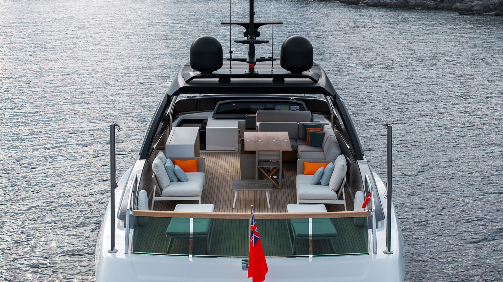 https://arconyachts.ams3.digitaloceanspaces.com/196333/conversions/large_4872379-optimize.jpg