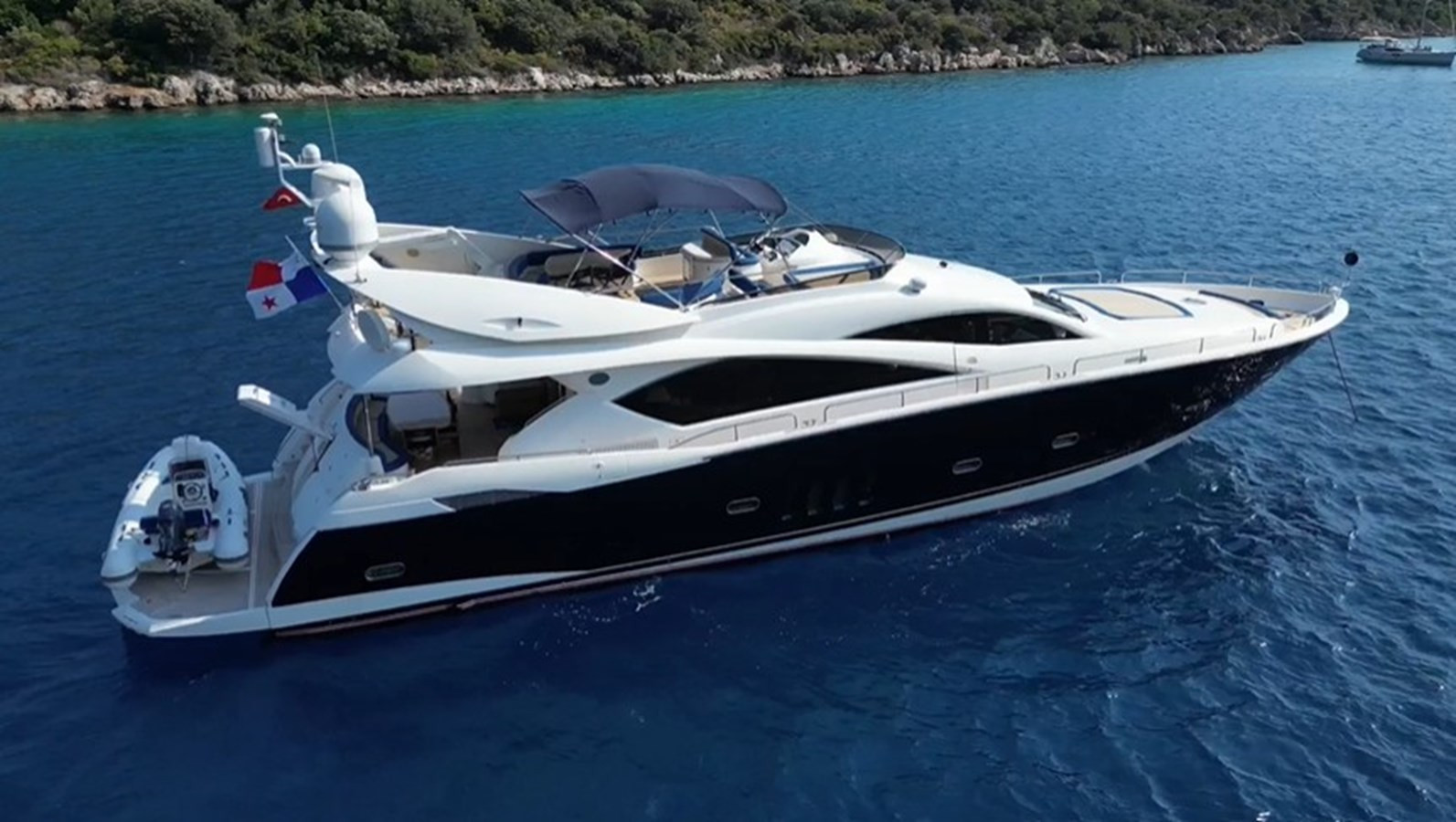SUNSEEKER 82 YACHT