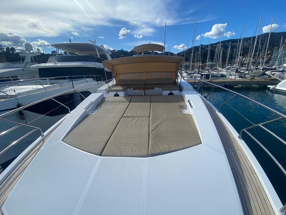 https://arconyachts.ams3.digitaloceanspaces.com/196923/conversions/large_4874520-optimize.jpg