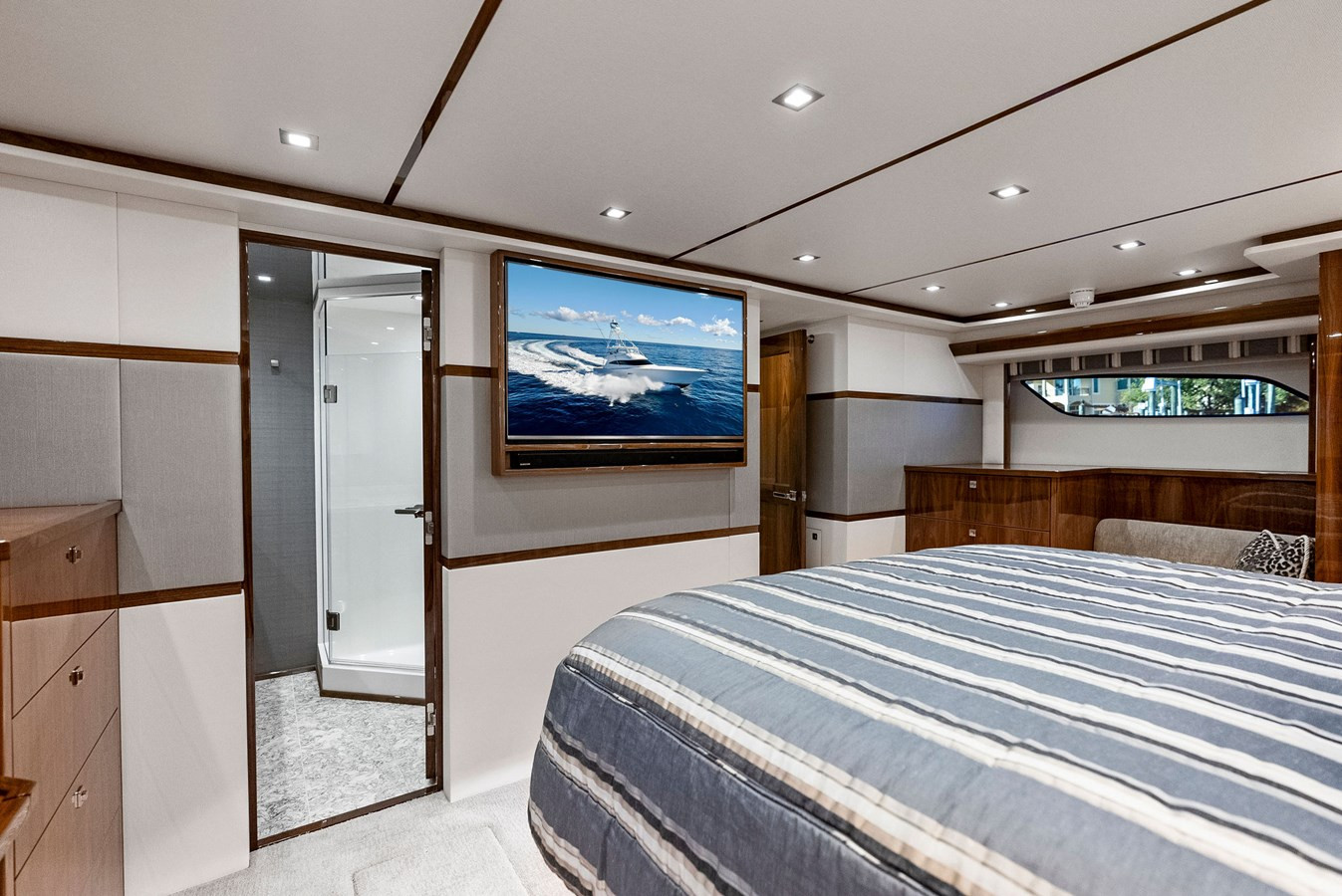https://arconyachts.ams3.digitaloceanspaces.com/197191/conversions/large_4529469-optimize.jpg
