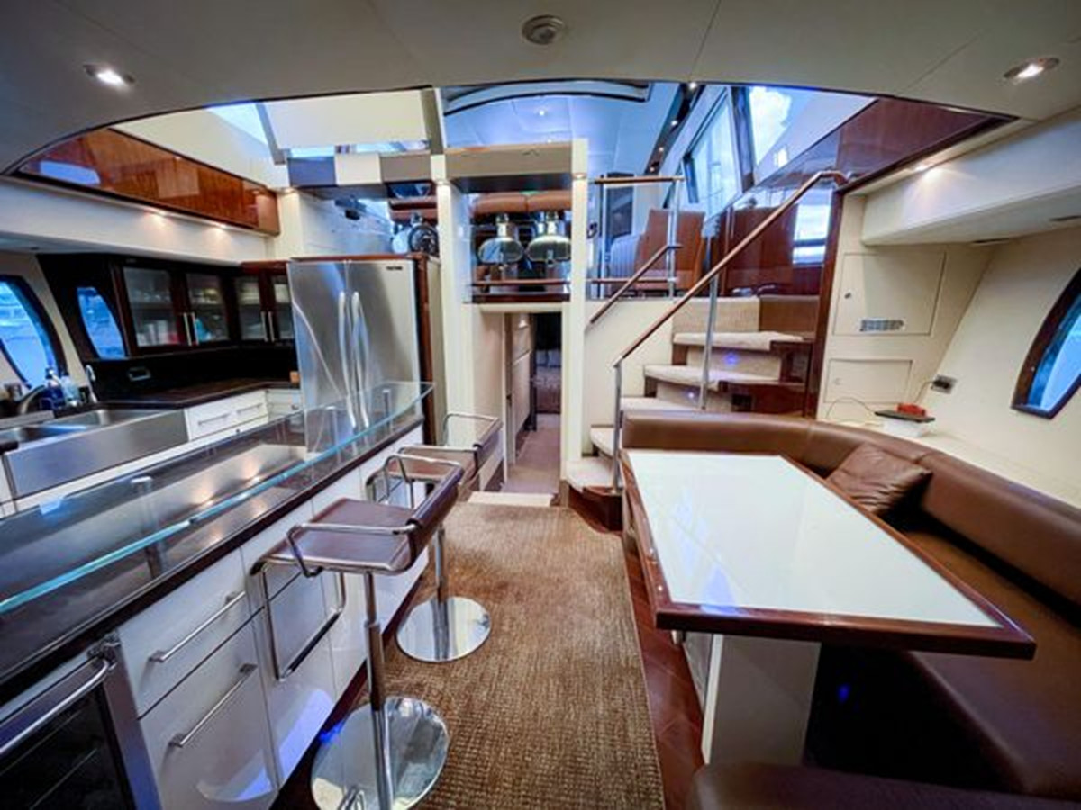 https://arconyachts.ams3.digitaloceanspaces.com/197944/conversions/large_3975072-optimize.jpg