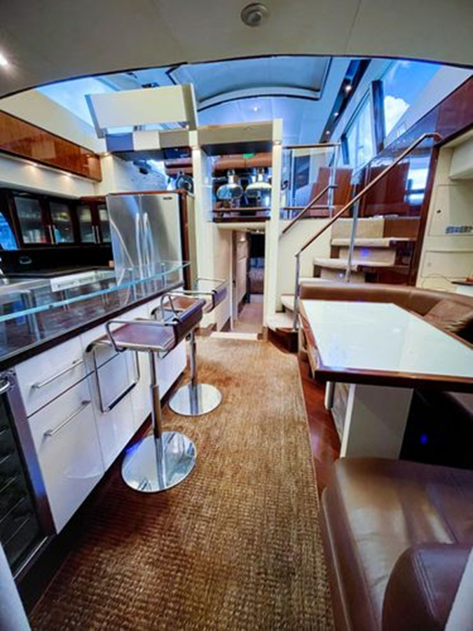 https://arconyachts.ams3.digitaloceanspaces.com/197946/conversions/large_3975073-optimize.jpg