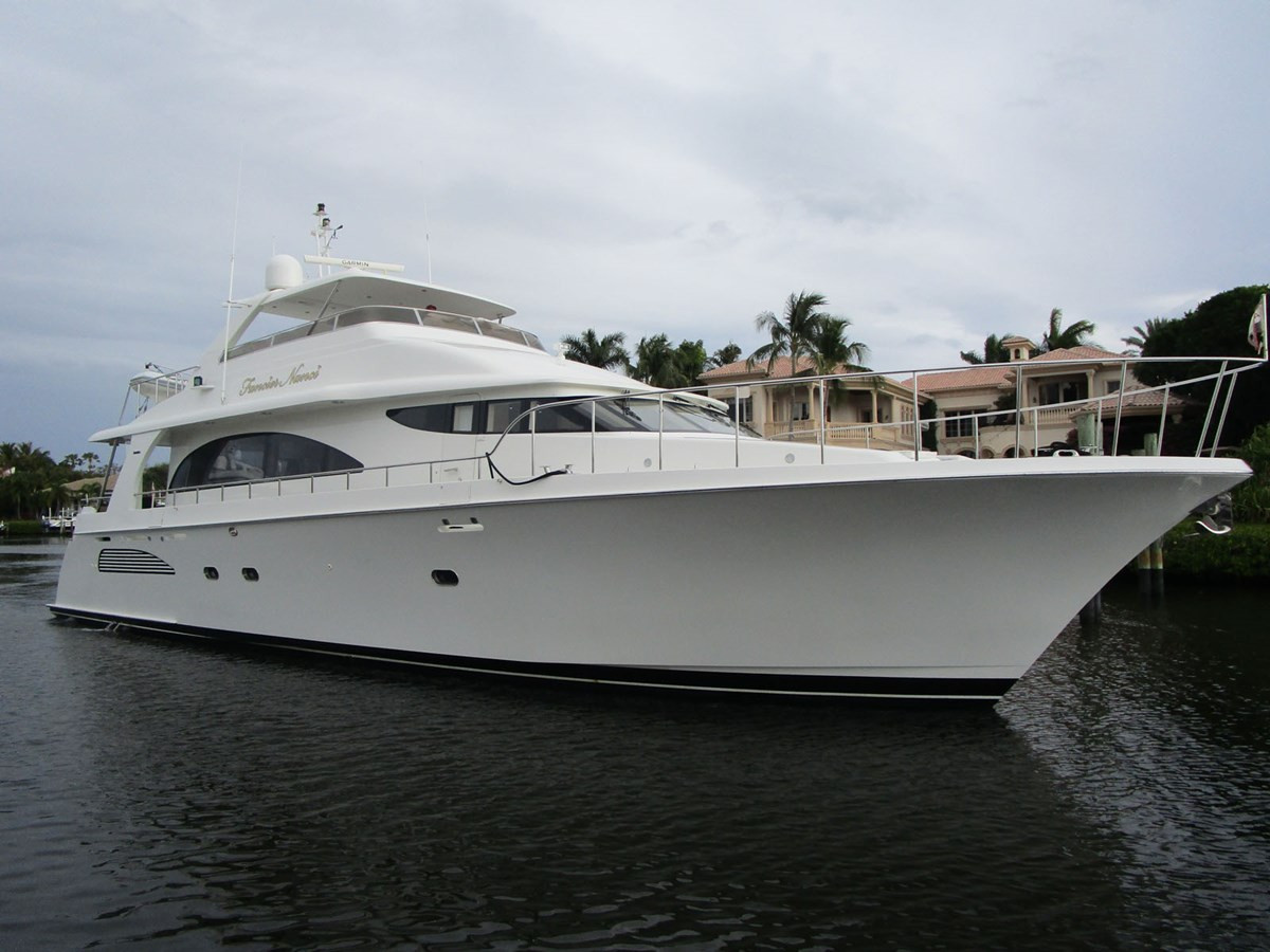 https://arconyachts.ams3.digitaloceanspaces.com/198279/conversions/large_4645424-optimize.jpg