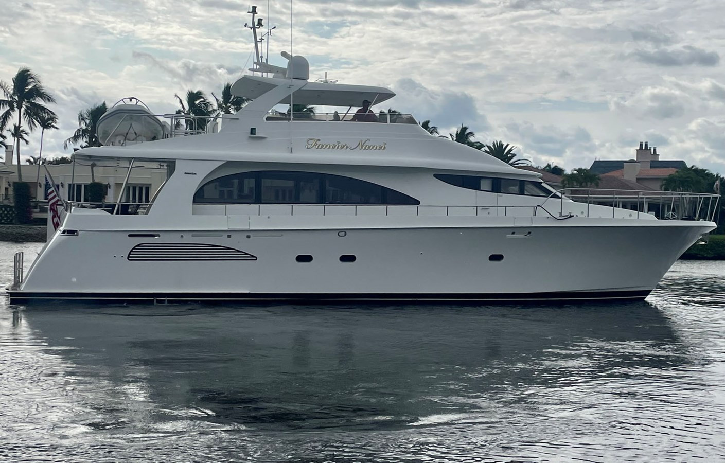 https://arconyachts.ams3.digitaloceanspaces.com/198281/conversions/large_4645425-optimize.jpg