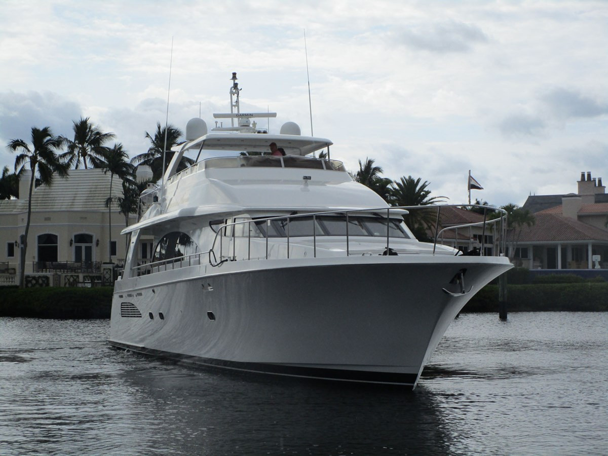 https://arconyachts.ams3.digitaloceanspaces.com/198290/conversions/large_4645430-optimize.jpg
