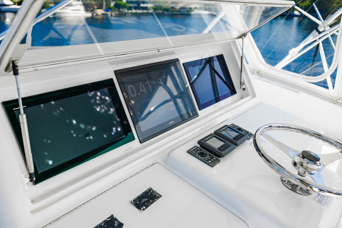 https://arconyachts.ams3.digitaloceanspaces.com/200829/conversions/large_4765748-optimize.jpg