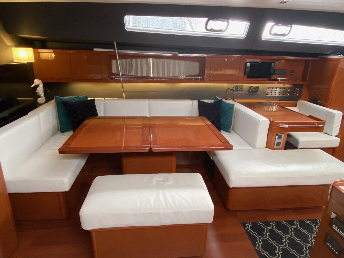 https://arconyachts.ams3.digitaloceanspaces.com/200897/conversions/large_4871360-optimize.jpg
