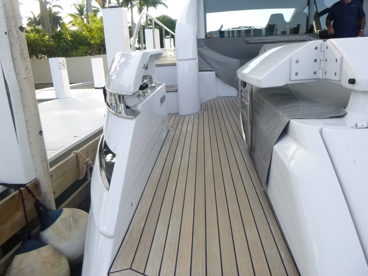 https://arconyachts.ams3.digitaloceanspaces.com/201315/conversions/large_4874154-optimize.jpg