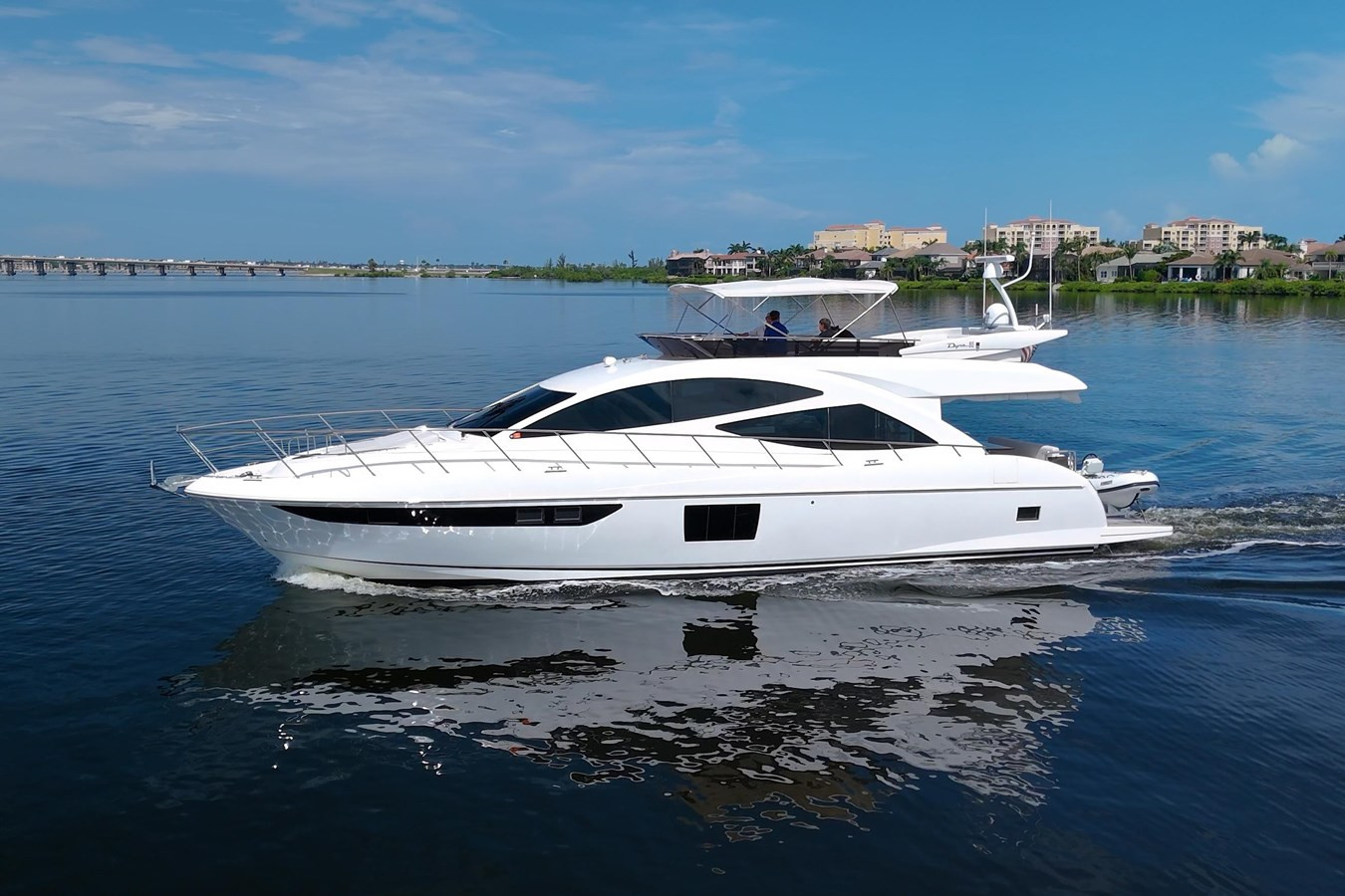 https://arconyachts.ams3.digitaloceanspaces.com/202029/conversions/large_4717937-optimize.jpg