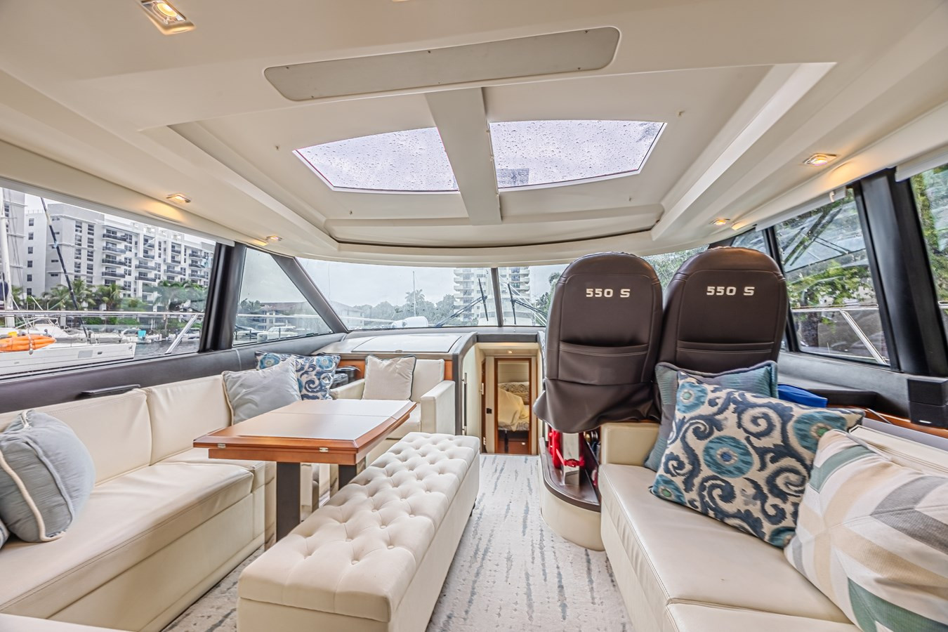 https://arconyachts.ams3.digitaloceanspaces.com/202269/conversions/large_4868215-optimize.jpg