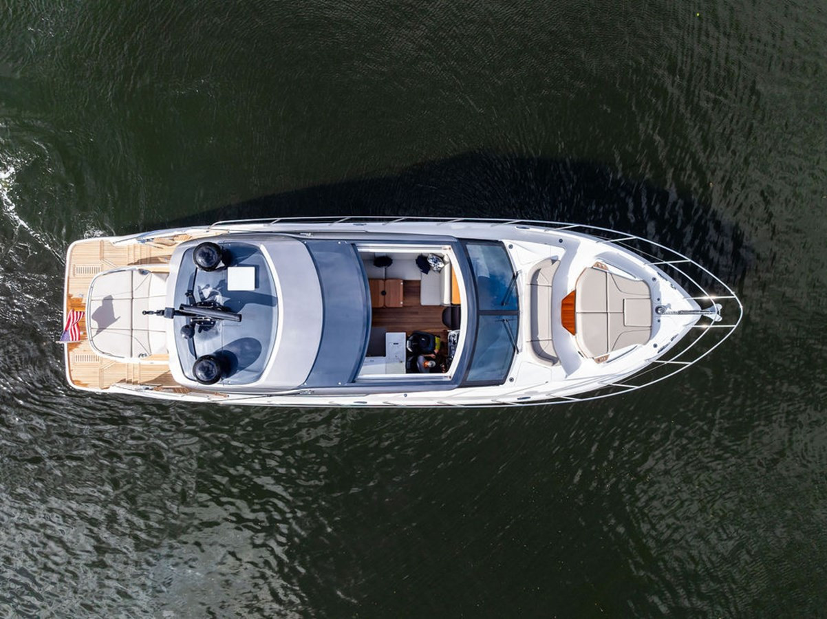 https://arconyachts.ams3.digitaloceanspaces.com/202362/conversions/large_4865745-optimize.jpg