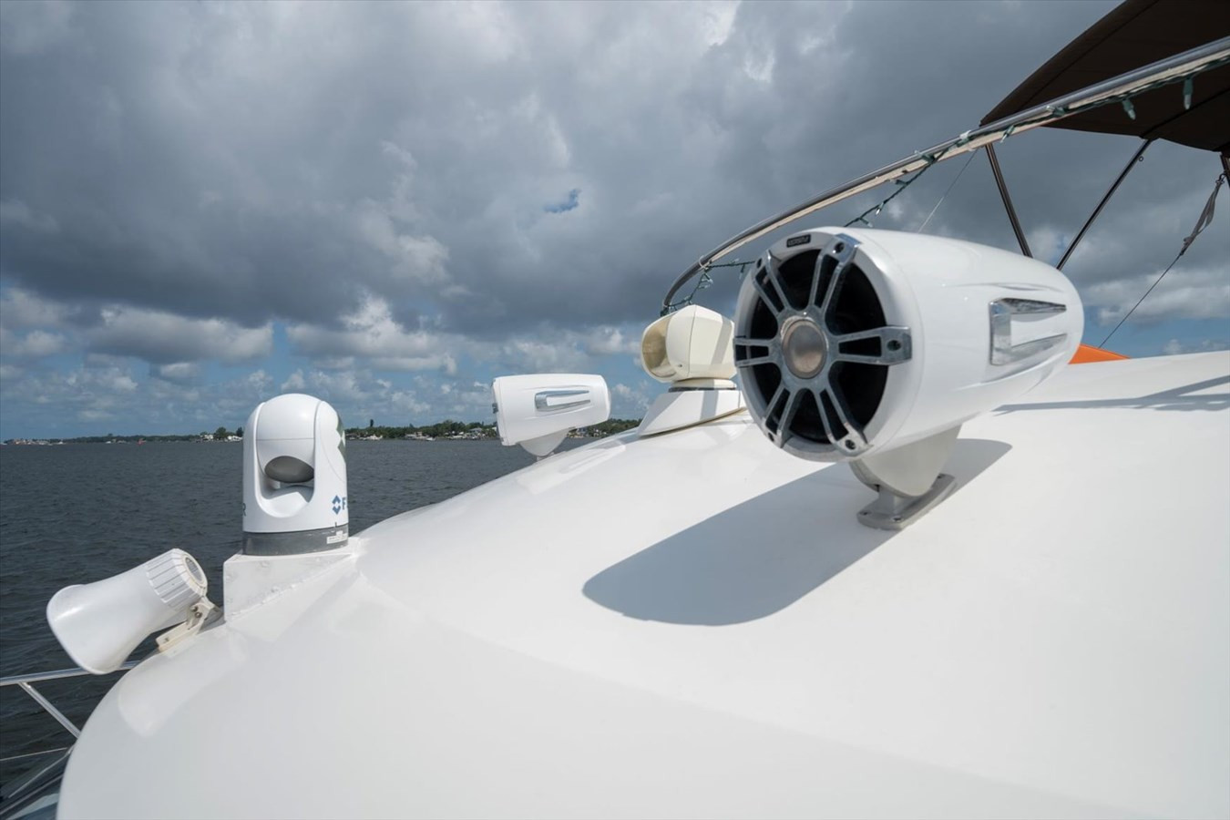 https://arconyachts.ams3.digitaloceanspaces.com/203430/conversions/large_3826300-optimize.jpg