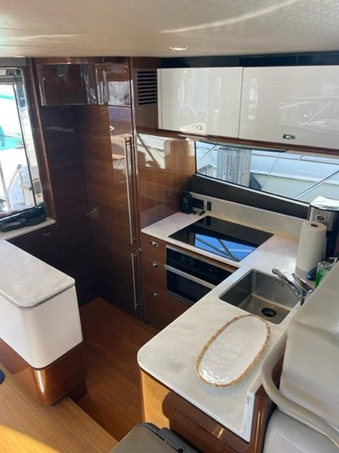 https://arconyachts.ams3.digitaloceanspaces.com/203495/conversions/large_3939063-optimize.jpg