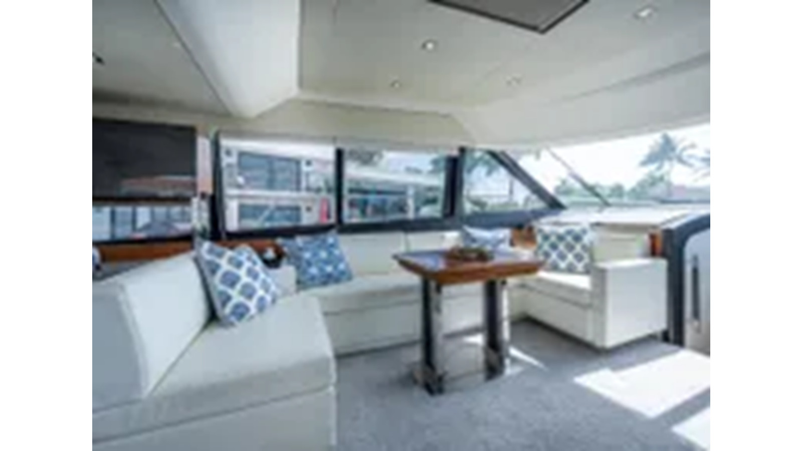 https://arconyachts.ams3.digitaloceanspaces.com/203668/conversions/large_4292436-optimize.jpg