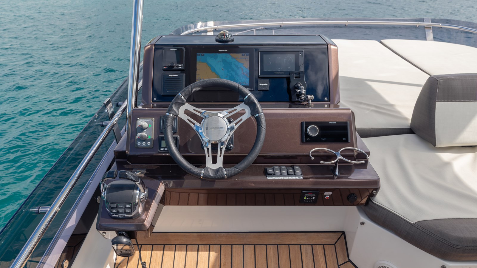 https://arconyachts.ams3.digitaloceanspaces.com/204058/conversions/large_4864205-optimize.jpg