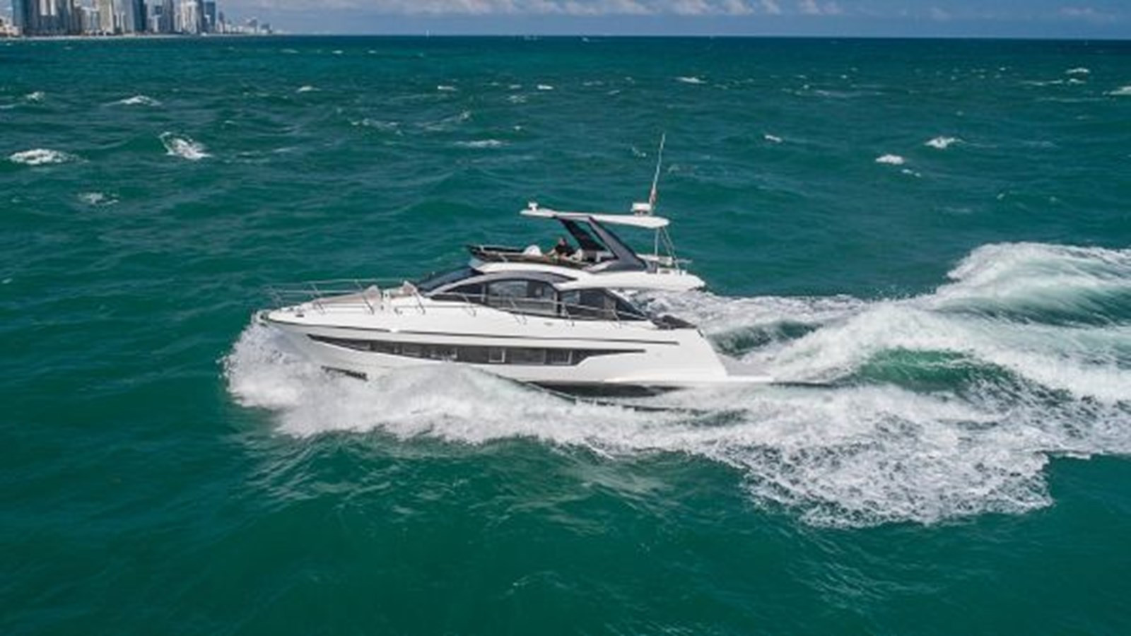 https://arconyachts.ams3.digitaloceanspaces.com/204403/conversions/large_3016225-optimize.jpg