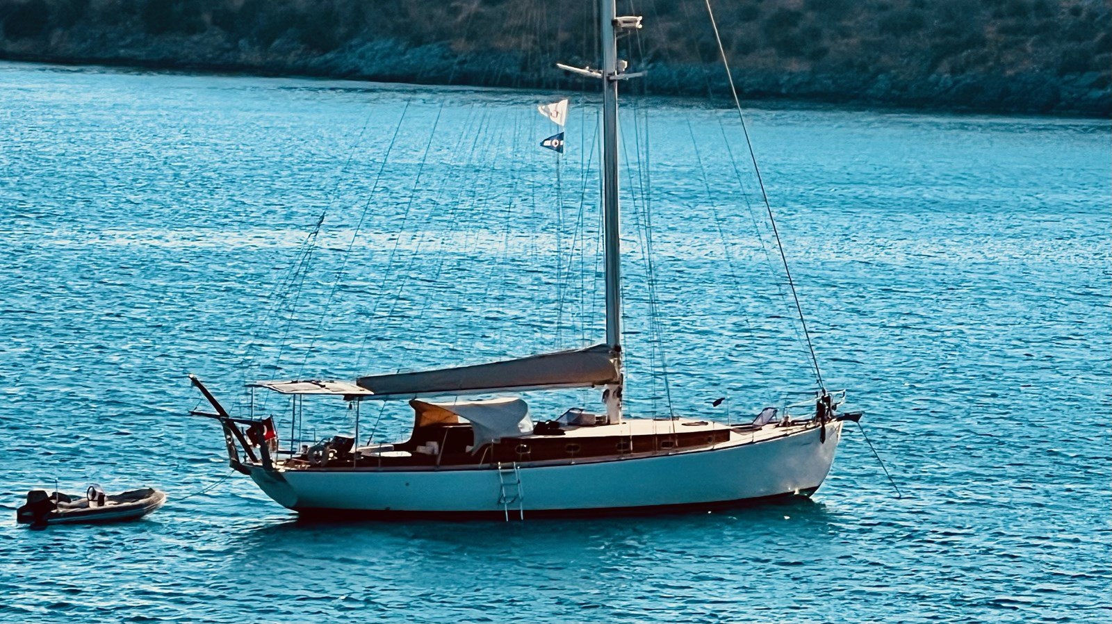 https://arconyachts.ams3.digitaloceanspaces.com/204408/conversions/large_4615561-optimize.jpg