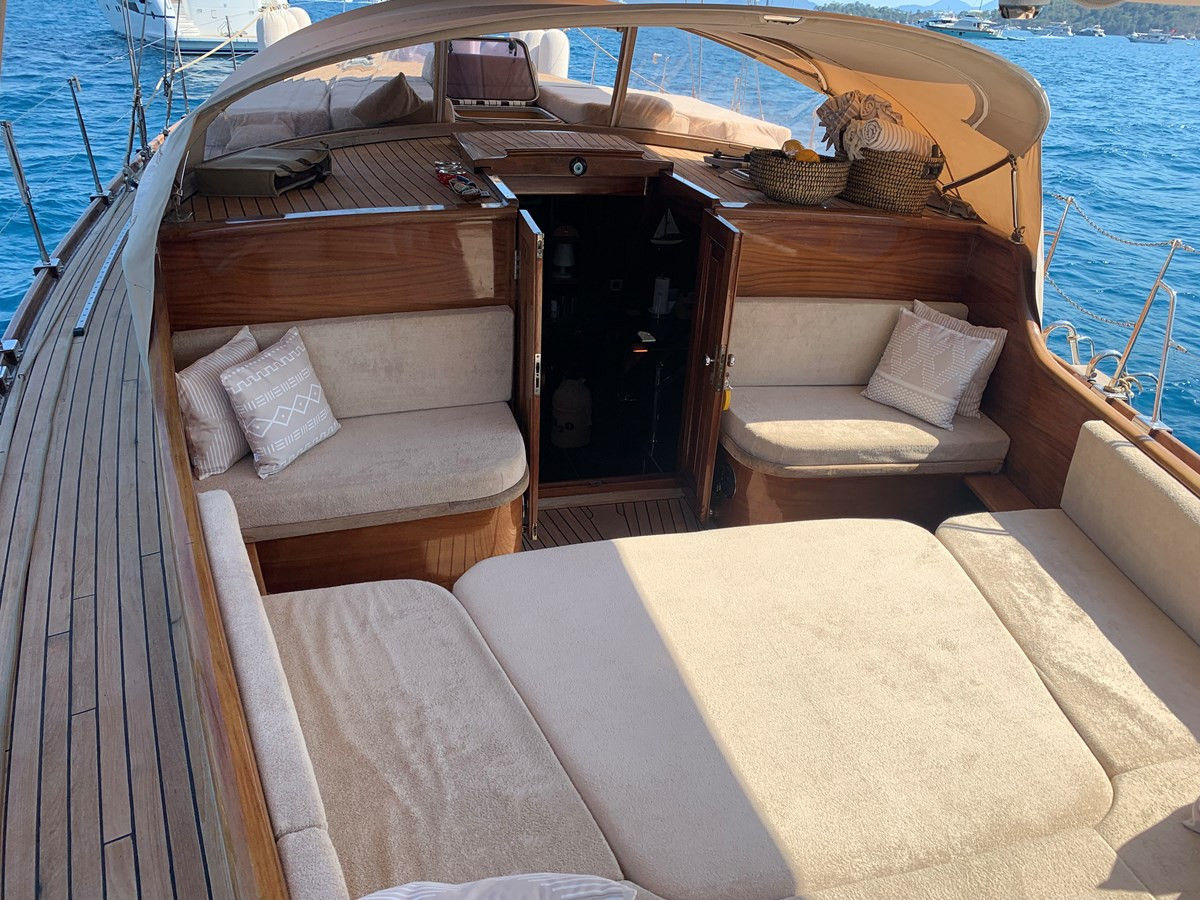 https://arconyachts.ams3.digitaloceanspaces.com/204416/conversions/large_4615566-optimize.jpg
