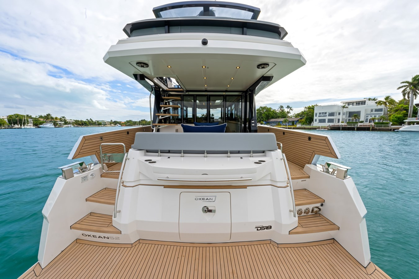 https://arconyachts.ams3.digitaloceanspaces.com/204551/conversions/large_4521093-optimize.jpg