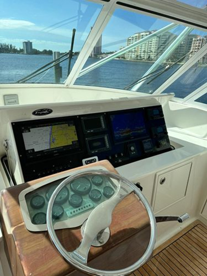 https://arconyachts.ams3.digitaloceanspaces.com/204552/conversions/large_3992992-optimize.jpg
