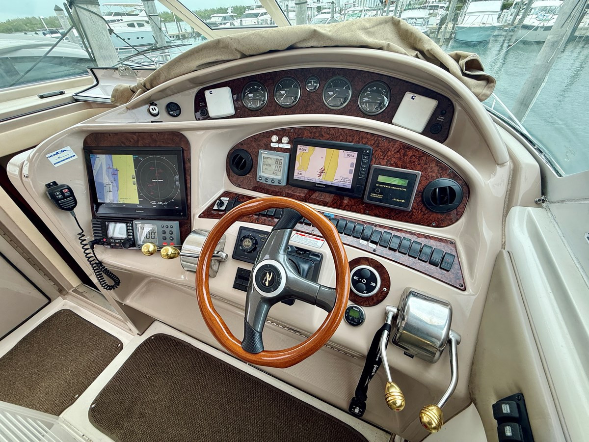 https://arconyachts.ams3.digitaloceanspaces.com/204768/conversions/large_4721614-optimize.jpg