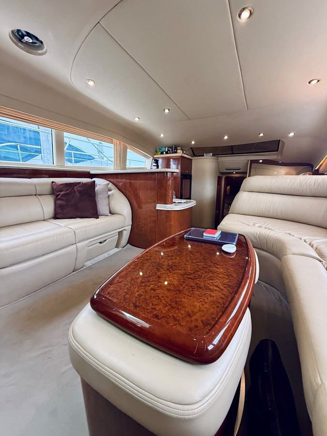 https://arconyachts.ams3.digitaloceanspaces.com/204827/conversions/large_4721642-optimize.jpg