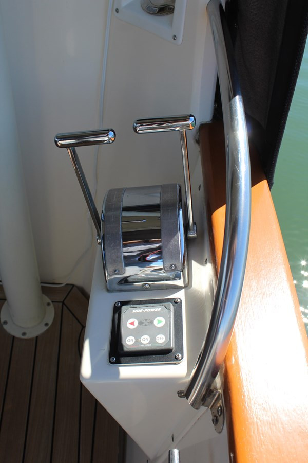 https://arconyachts.ams3.digitaloceanspaces.com/205053/conversions/large_4192914-optimize.jpg