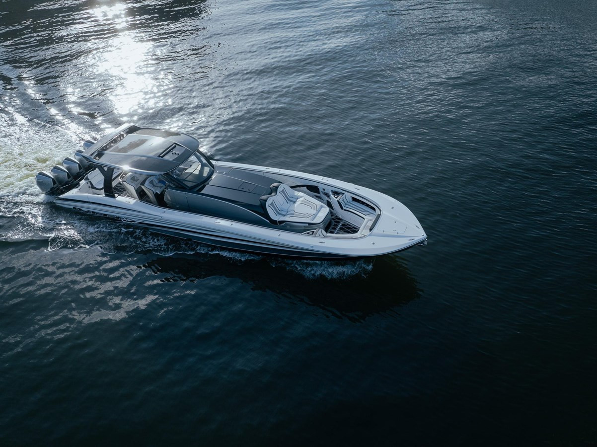 https://arconyachts.ams3.digitaloceanspaces.com/205072/conversions/large_4241818-optimize.jpg