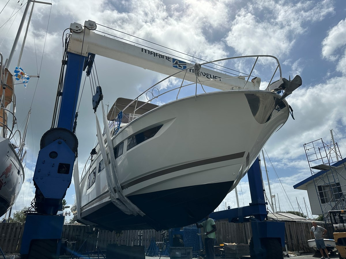 https://arconyachts.ams3.digitaloceanspaces.com/205382/conversions/large_4667373-optimize.jpg