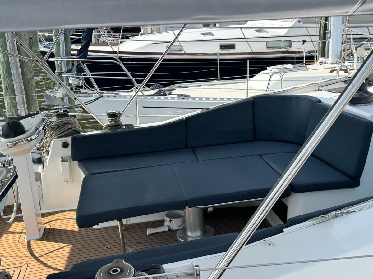 2012 BAVARIA VISION 46
